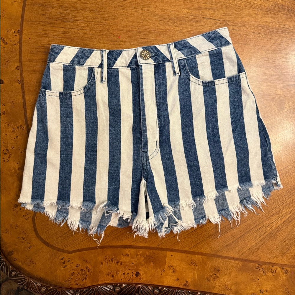 Show Me Your MuMu-Arizona High Waisted Shorts-Size 27